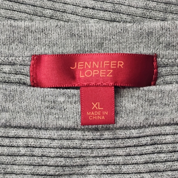 Jennifer Lopez Scoop Neck Heather Gray Peekaboo Button-Detail Ribbed Sweater XL - Picture 3 of 12